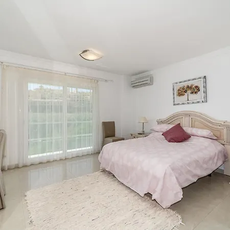 Vila Breathtaking Views 3bdr In Valle Romano Golf *